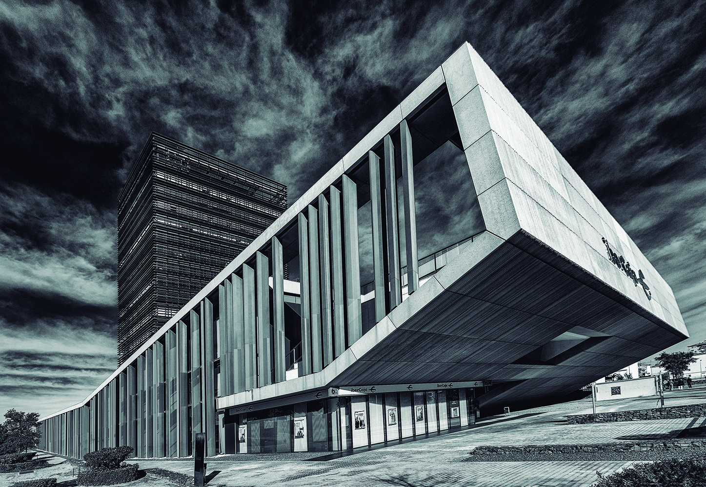 243 – EDIFICIO. Paco Gámez copia